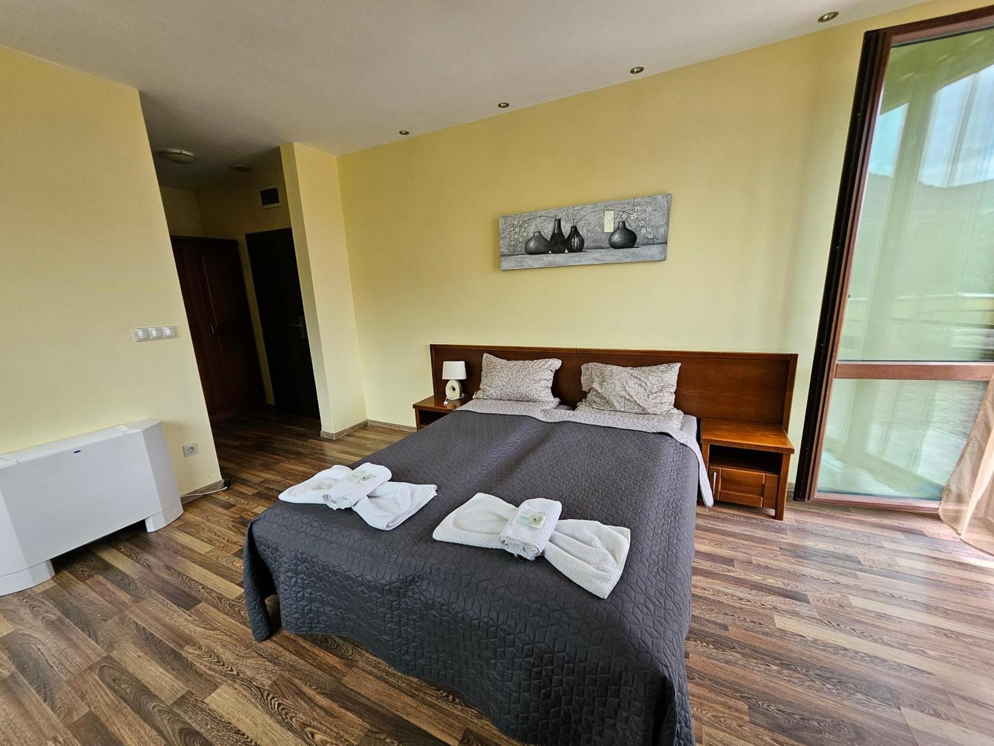 Family Hotel Komhotel เบอร์โควิทซา ภายนอก รูปภาพ